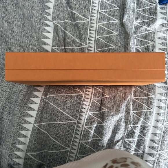 LOUIS VUITTON Orange Storage Gift Box - Picture 5 of 5